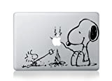 Macbook Air 11 13, Macbook 13 inch decal sticker (autocollant) Snoopy Camp Fire Apple Laptop